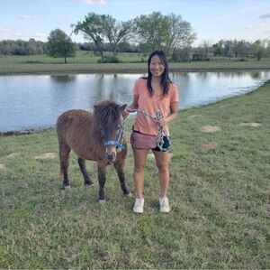 ♧Find some great steals here, a lot of vintage jewelry and things collected♧